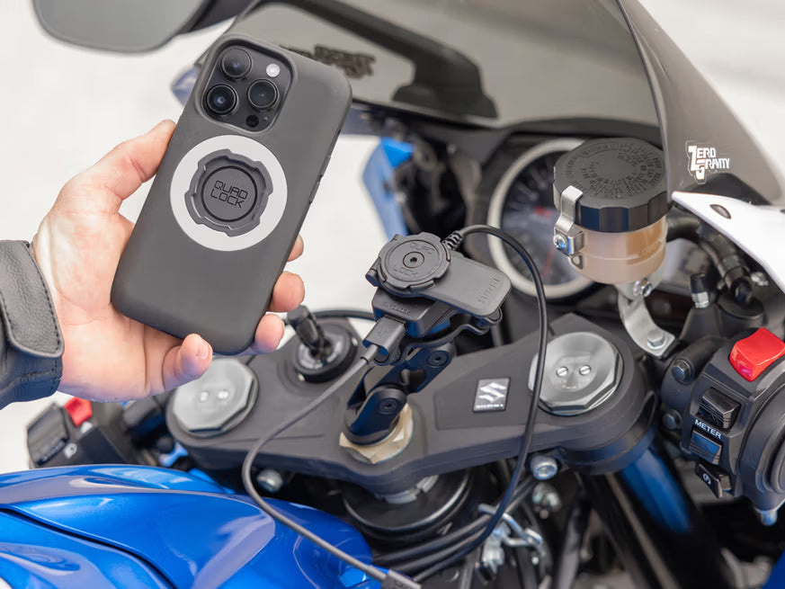 QUADLOCK MOTORCYCLE USB CHARGER