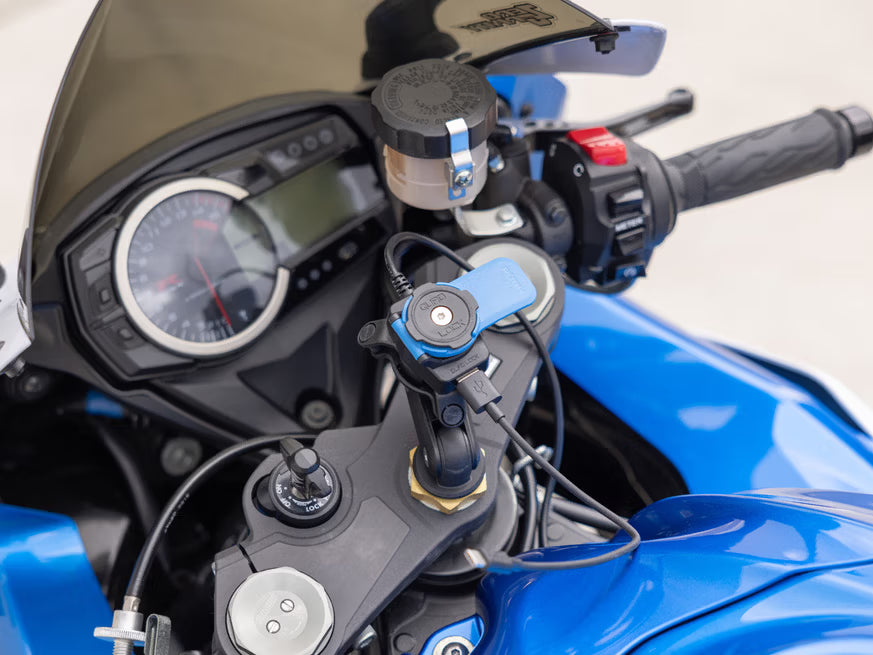 QUADLOCK MOTORCYCLE USB CHARGER